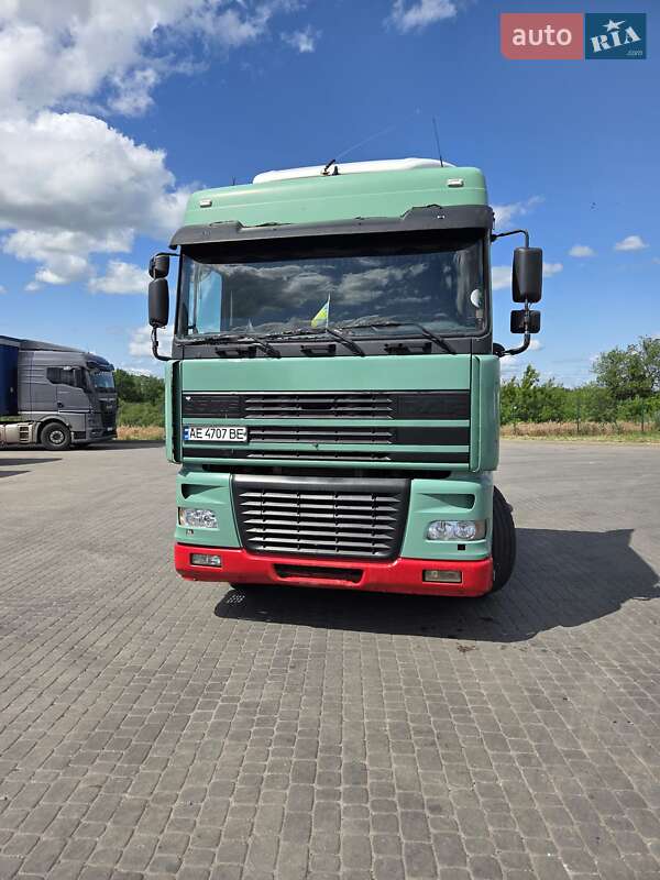 Тягач DAF XF 1998 в Павлограде