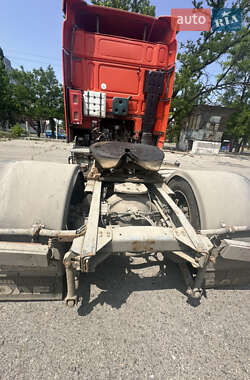 Тягач DAF XF 2004 в 