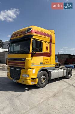 Тягач DAF XF 2007 в 