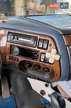 Тягач DAF XF 2000 в 