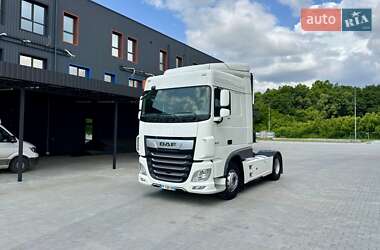 Тягач DAF XF 2020 в Дубні