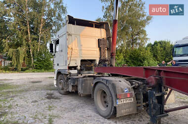 Тягач DAF XF 2005 в 