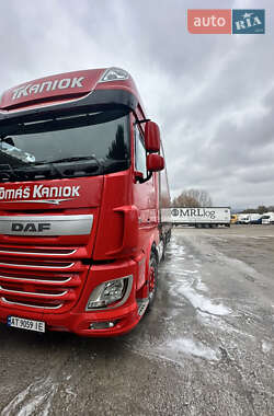 Тягач DAF XF 2015 в 
