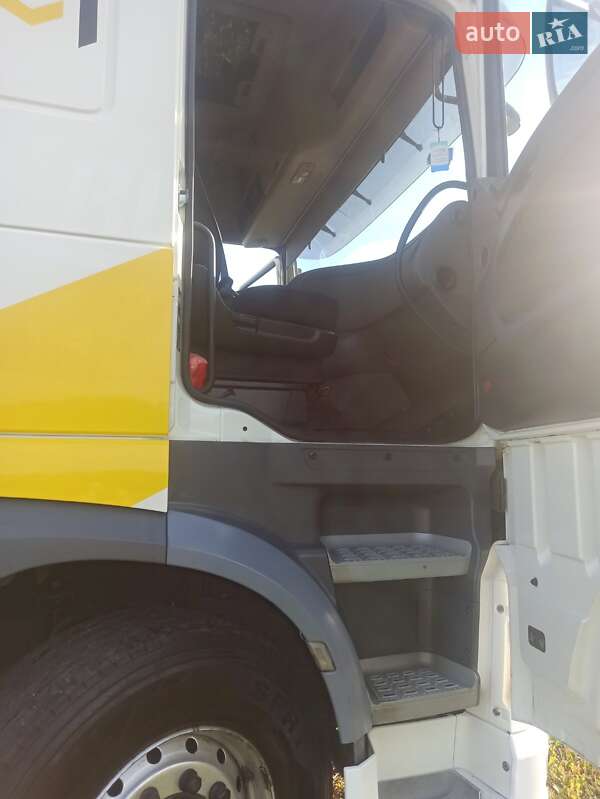 Грузовой фургон DAF XF 2014 в Хмельницком