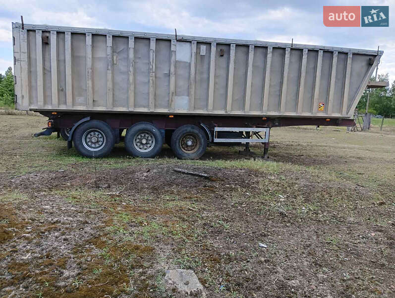 Зерновоз DAF XF 2005 в Ворзелі