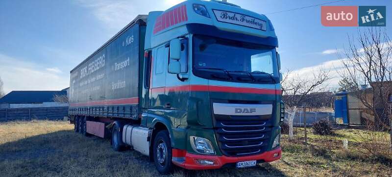 Тягач DAF XF 2015 в 