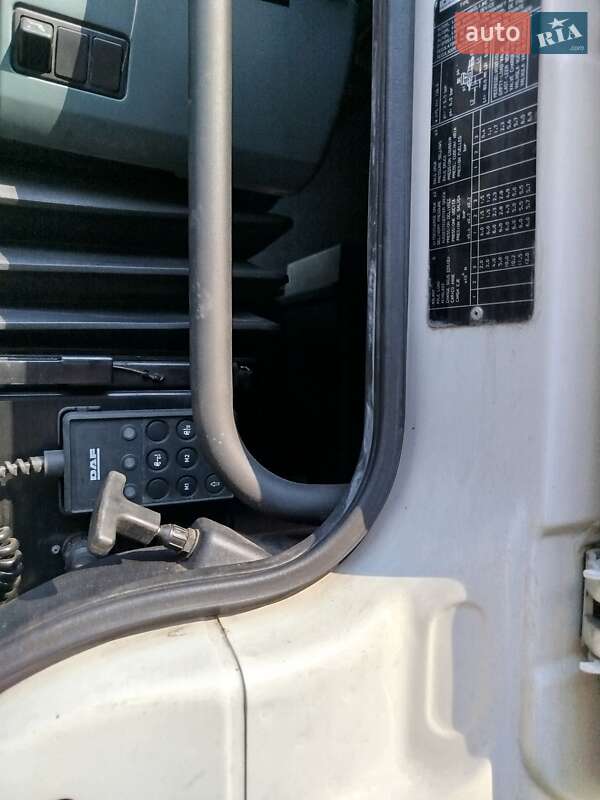 Тягач DAF XF 2001 в Хмельницком