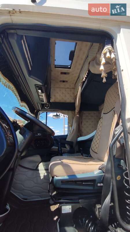 Тягач DAF XF 2001 в Одессе