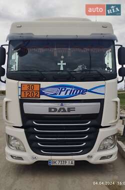 Тягач DAF XF 2014 в 