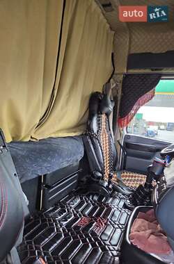 Тягач DAF XF 1998 в 