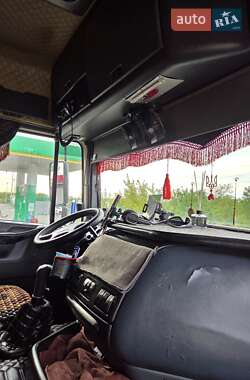 Тягач DAF XF 1998 в 