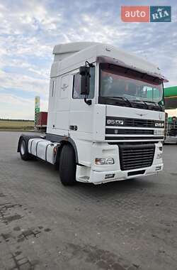 Тягач DAF XF 1998 в 