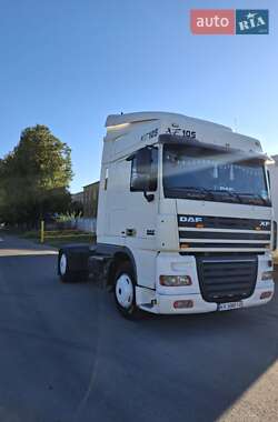 Тягач DAF XF 2007 в 