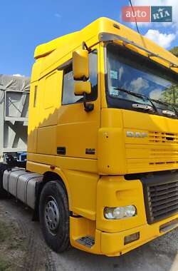 Тягач DAF XF 2005 в 
