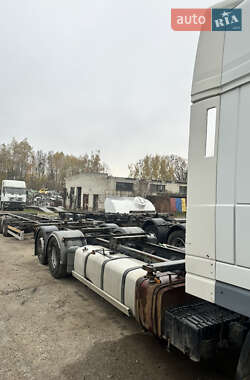 Контейнеровоз DAF XF 2007 в 