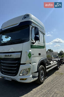 Контейнеровоз DAF XF 2020 в Рівному