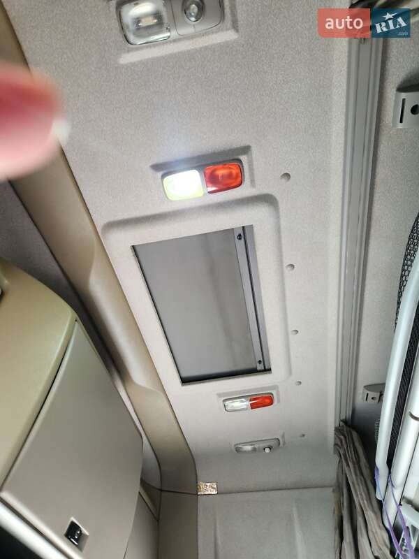 Тягач DAF XF 2014 в Ромнах