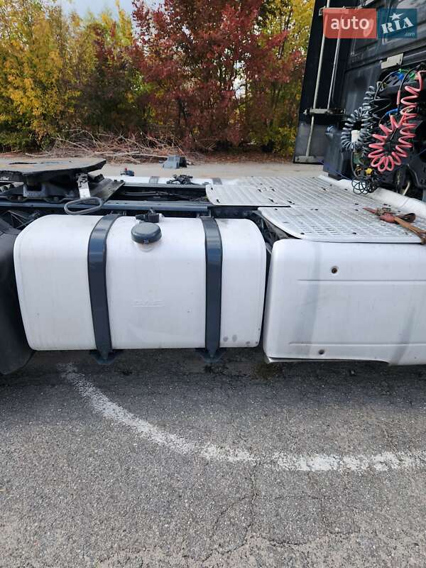 Тягач DAF XF 2014 в Ромнах