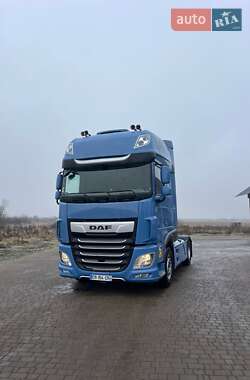 Тягач DAF XF 2017 в Рівному