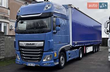 Тягач DAF XF 2017 в Ровно