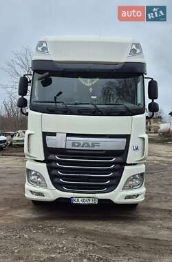 Тягач DAF XF 2014 в Фастове