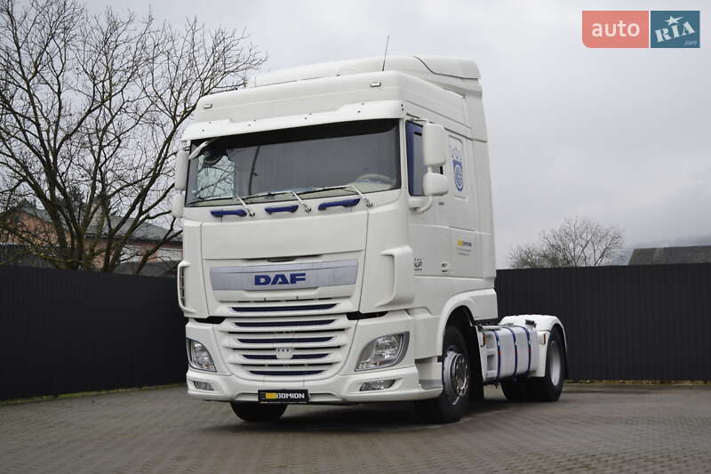 Тягач DAF XF 2015 в Хусте