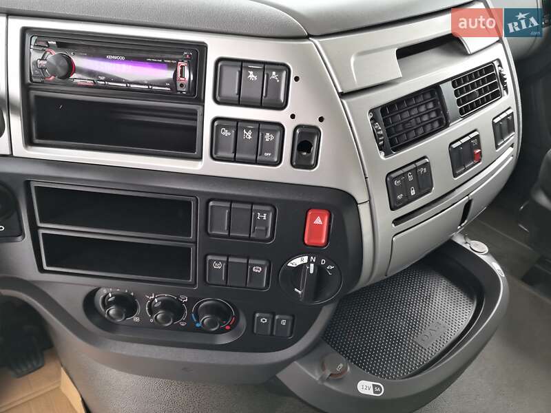 Тягач DAF XF 2013 в Каменском