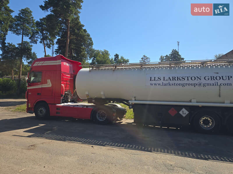 Бензовоз DAF XF 2015 в Киеве