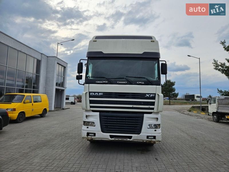 Тягач DAF XF 2005 в Львове