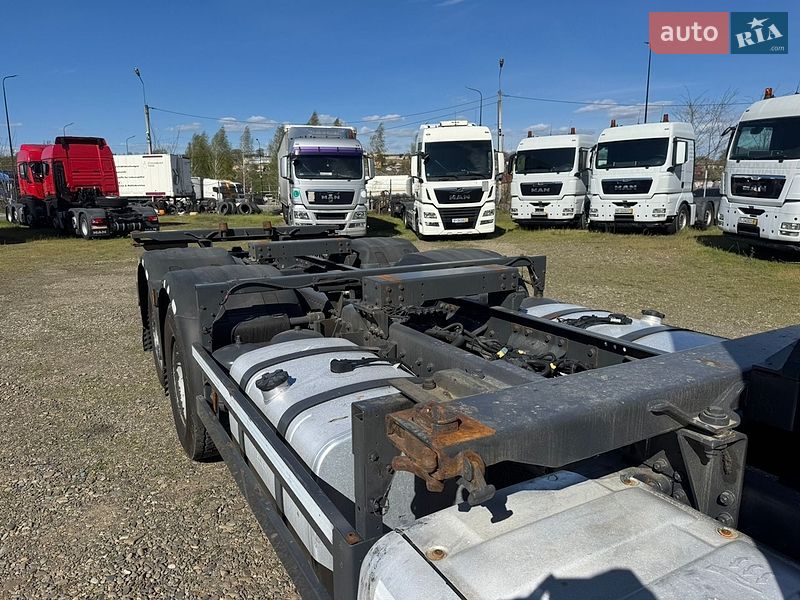 Контейнеровоз DAF XF 2017 в Черновцах