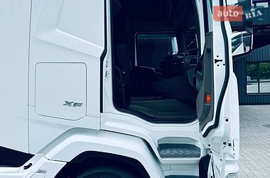 Тягач DAF XF 2023 в Дубні