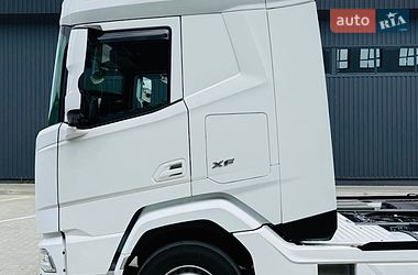 Тягач DAF XF 2023 в Дубні