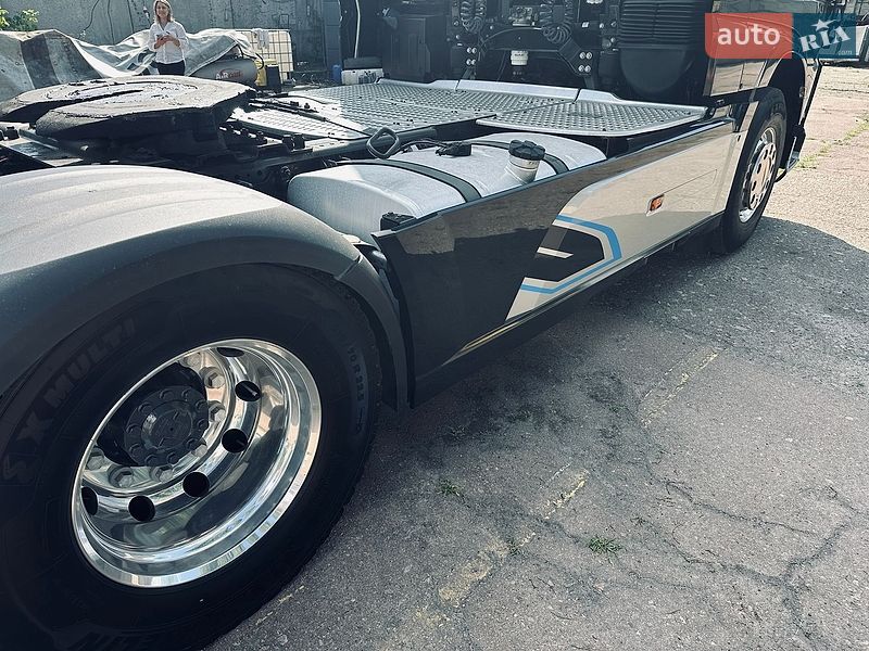 Тягач DAF XF 2018 в Киеве