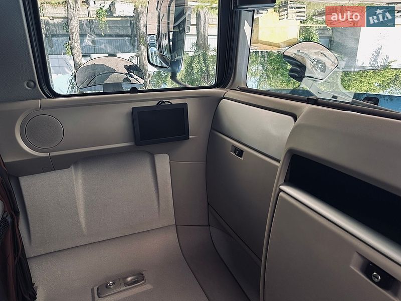 Тягач DAF XF 2018 в Киеве