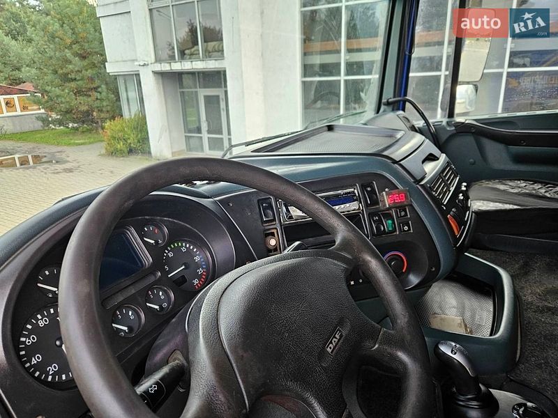 Тягач DAF XF 2004 в Львове