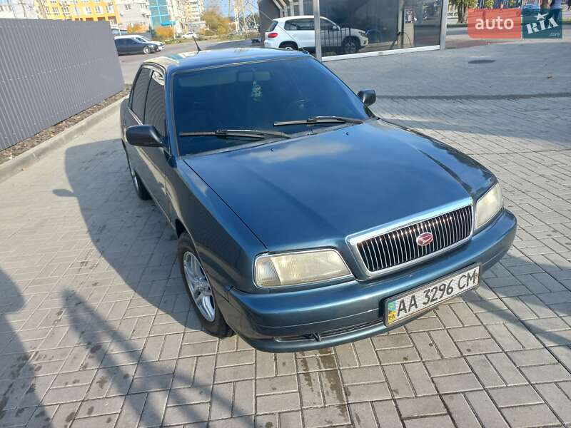Седан Daihatsu Applause 1990 в Дніпрі