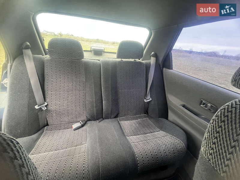 Ліфтбек Daihatsu Applause 1999 в Немовичах