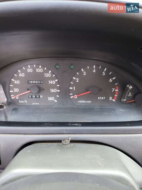 Хэтчбек Daihatsu Charade 1994 в Одессе