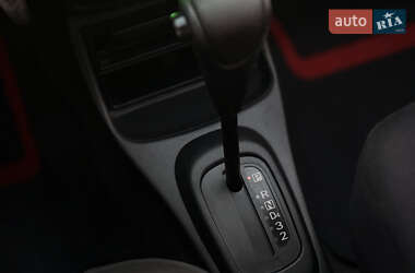 Купе Daihatsu Cuore 2006 в 