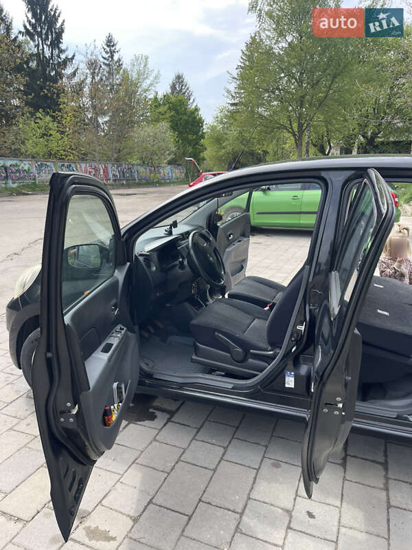 Хэтчбек Daihatsu Cuore 2007 в Львове