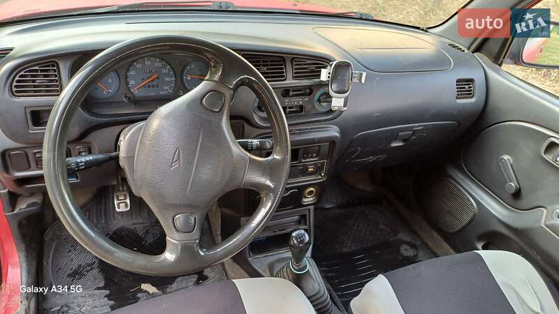 Хэтчбек Daihatsu Cuore 2000 в Одессе