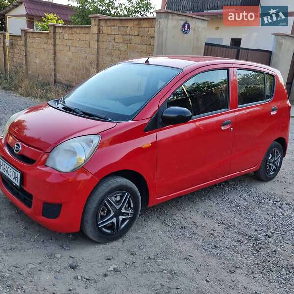 Хэтчбек Daihatsu Cuore 2008 в 