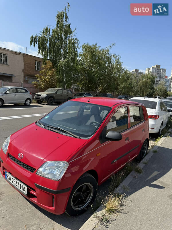 Хэтчбек Daihatsu Cuore 2003 в Киеве