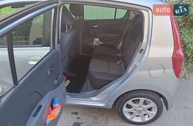 Хэтчбек Daihatsu Cuore 2010 в 