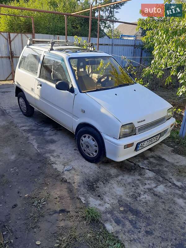 Хэтчбек Daihatsu Cuore 1988 в 