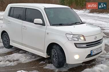 Седан Daihatsu Materia 2008 в Новом Роздоле