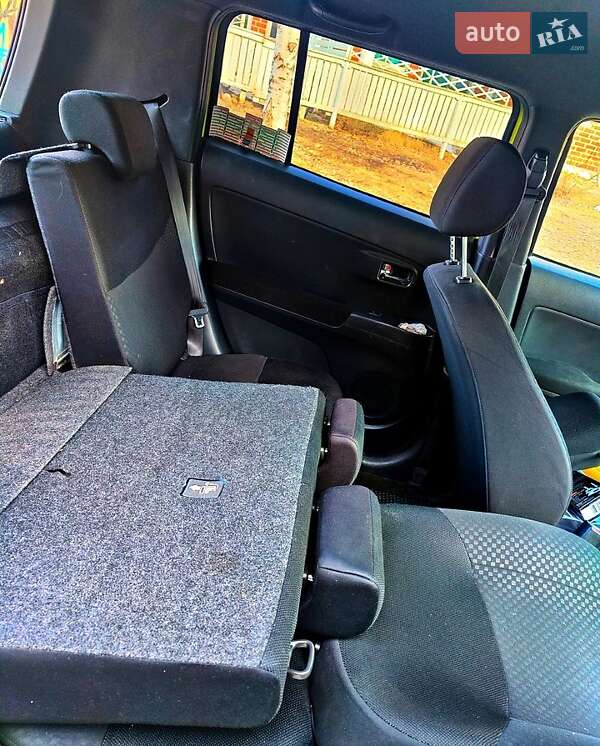 Хэтчбек Daihatsu Materia 2007 в Киеве фото 11 Хэтчбек Daihatsu Materia 2007 в Киеве