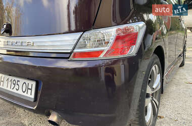 Минивэн Daihatsu Materia 2007 в 