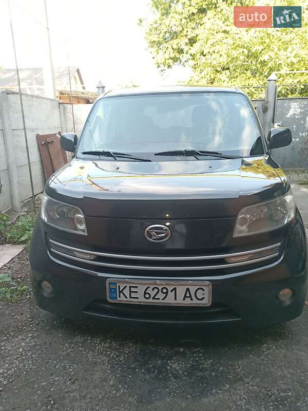 Хэтчбек Daihatsu Materia 2008 в 