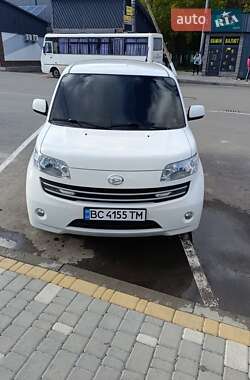 Хетчбек Daihatsu Materia 2009 в 